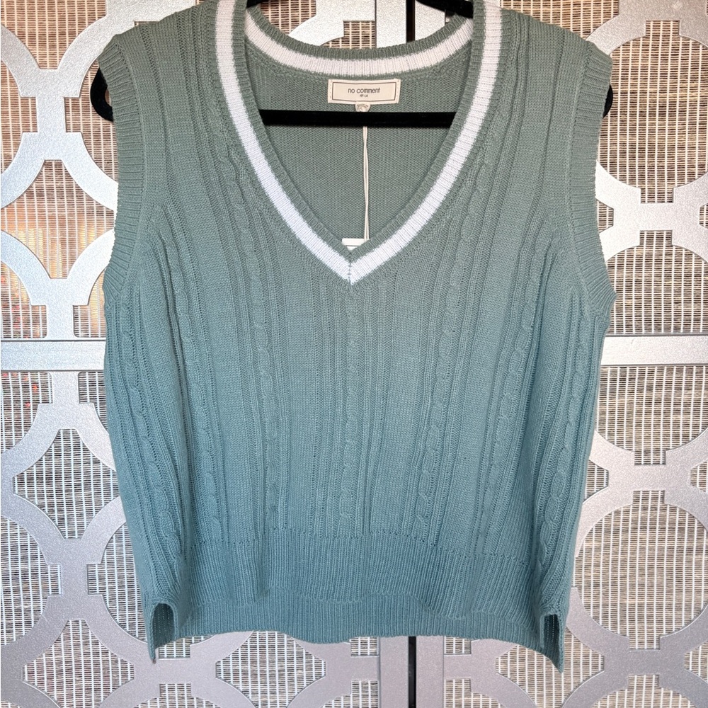 NWT No Comment Women's Green Sleeveless Top